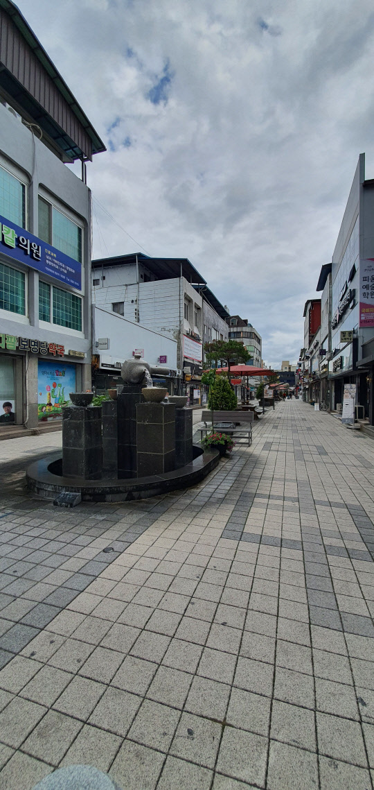 경북 문경시 점촌동에 위치한 점촌 문화의거리.